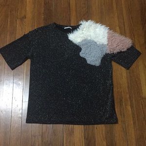 ZARA faux fur t-shirt. Size S